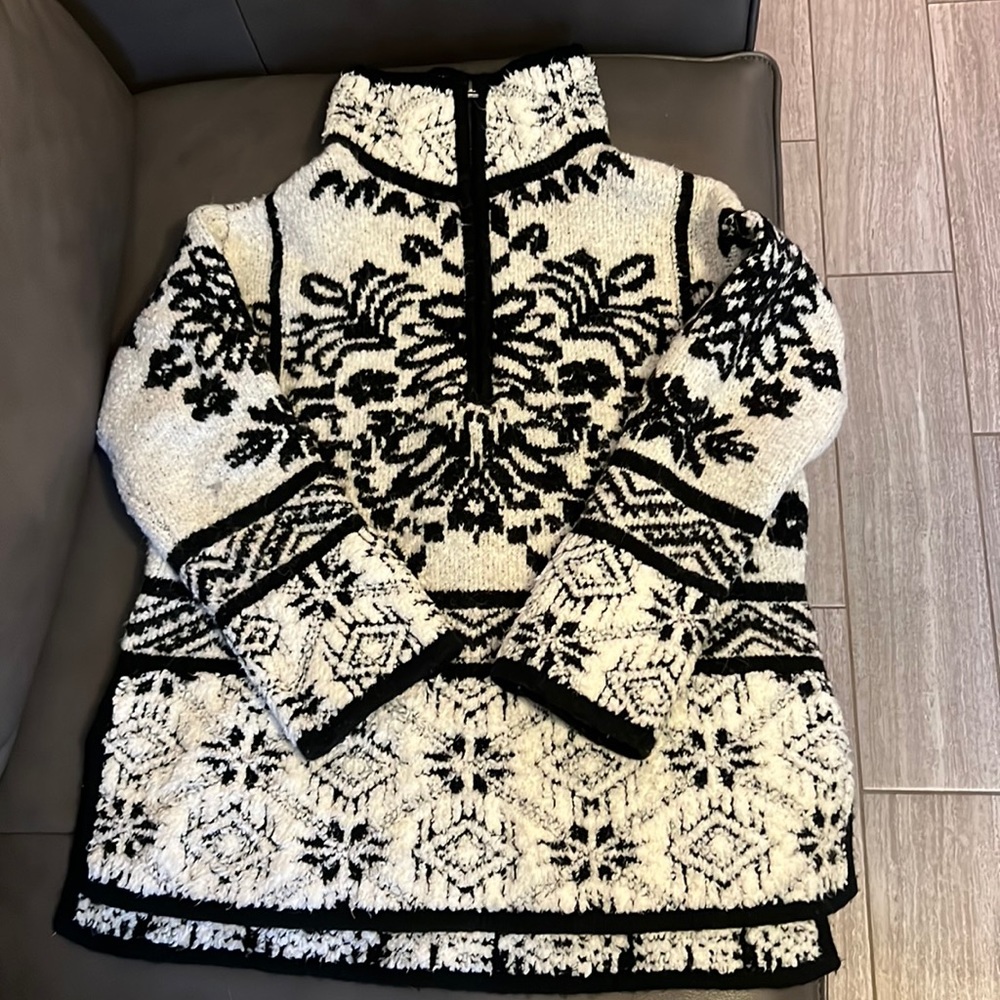 Moth Sweater from Anthropologie size Small